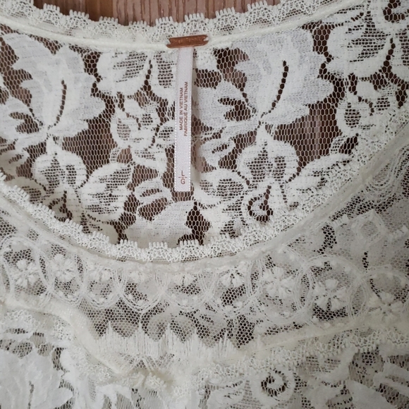 Free People 3/4 Sleeve Lace Top - Picture 2 of 4
